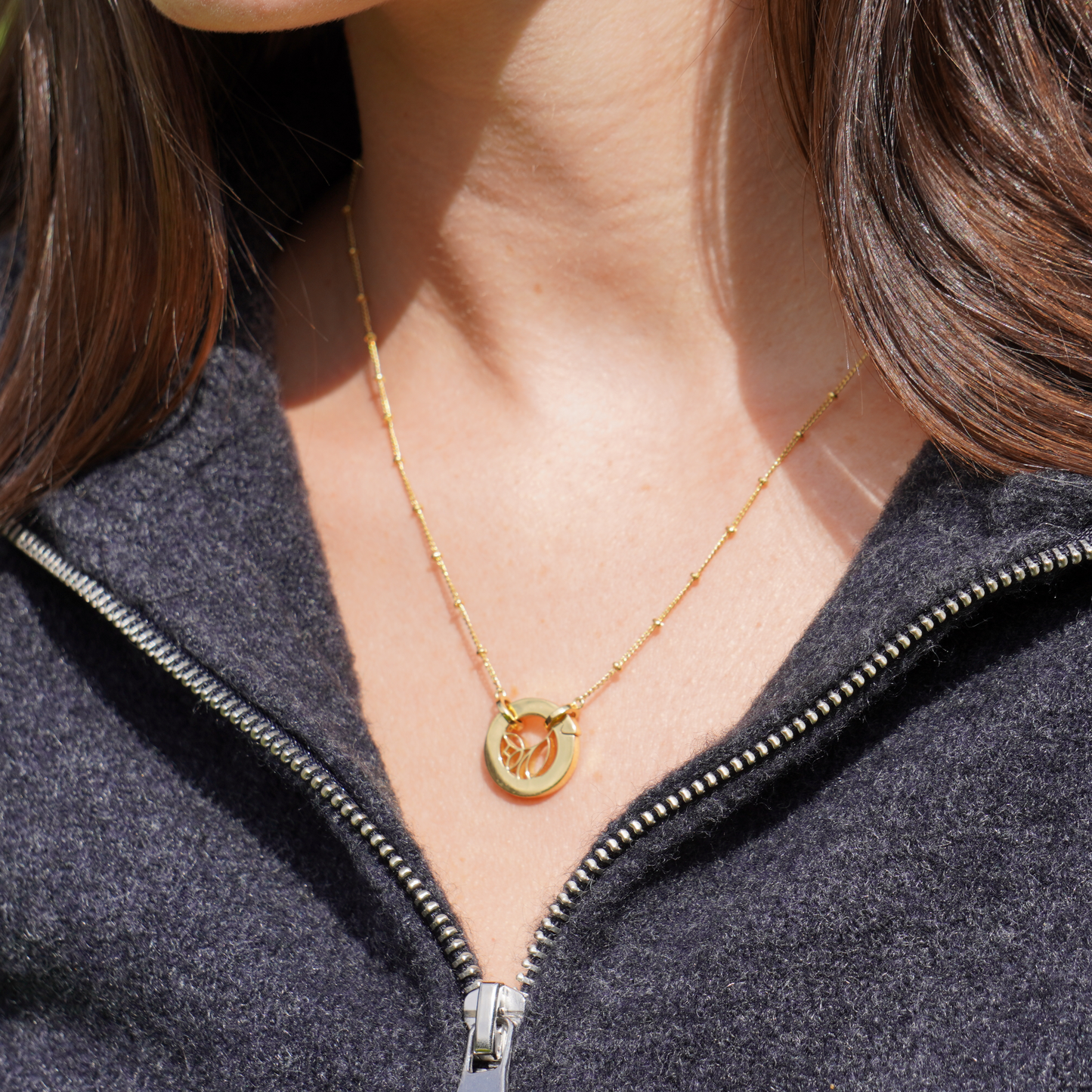 STB FLOWER CHARM DOT - CHAIN NECKLACE