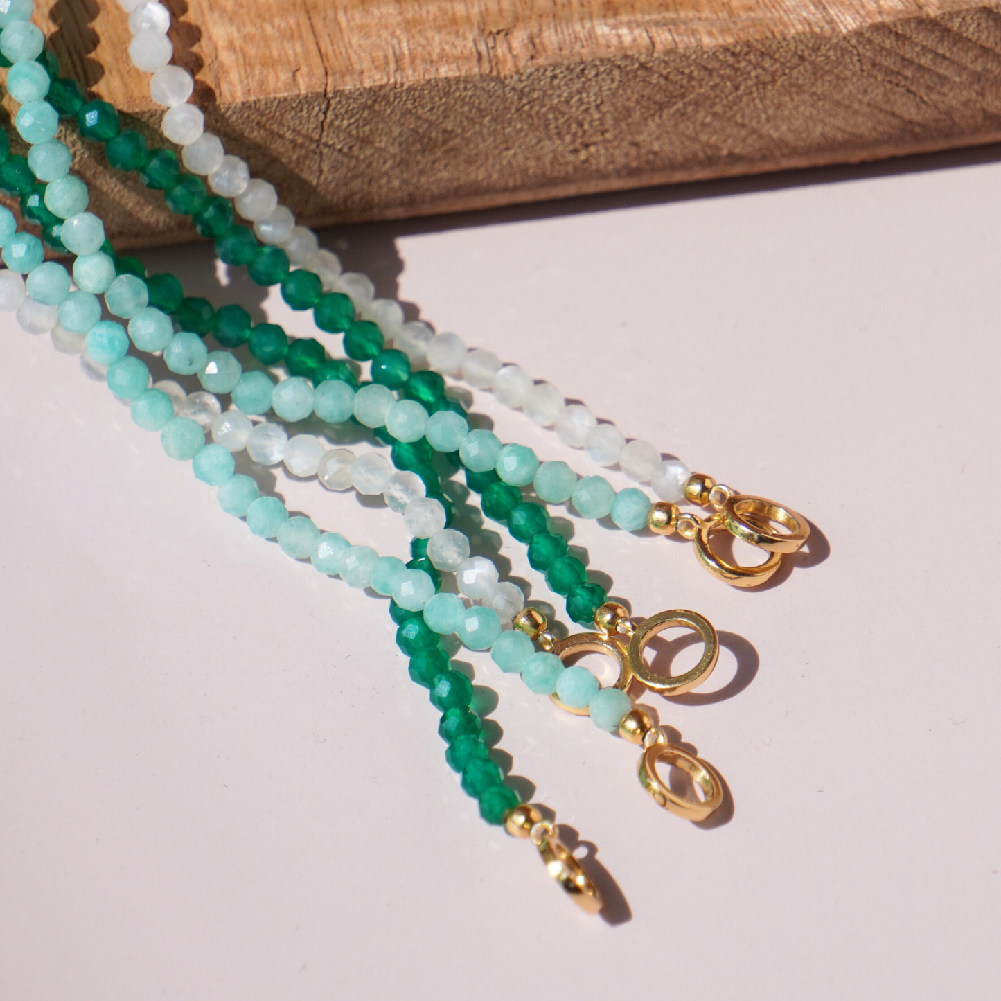 STB, BLOSSOM PEBBLES STRAND - MBP - MINT