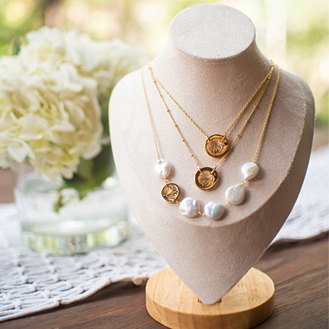 PEARLS & FLOWER BLOSSOM NECKLACE