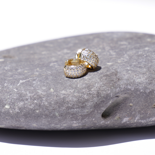 STB EARRINGS, ⁠CIRCLE OF FLOWER