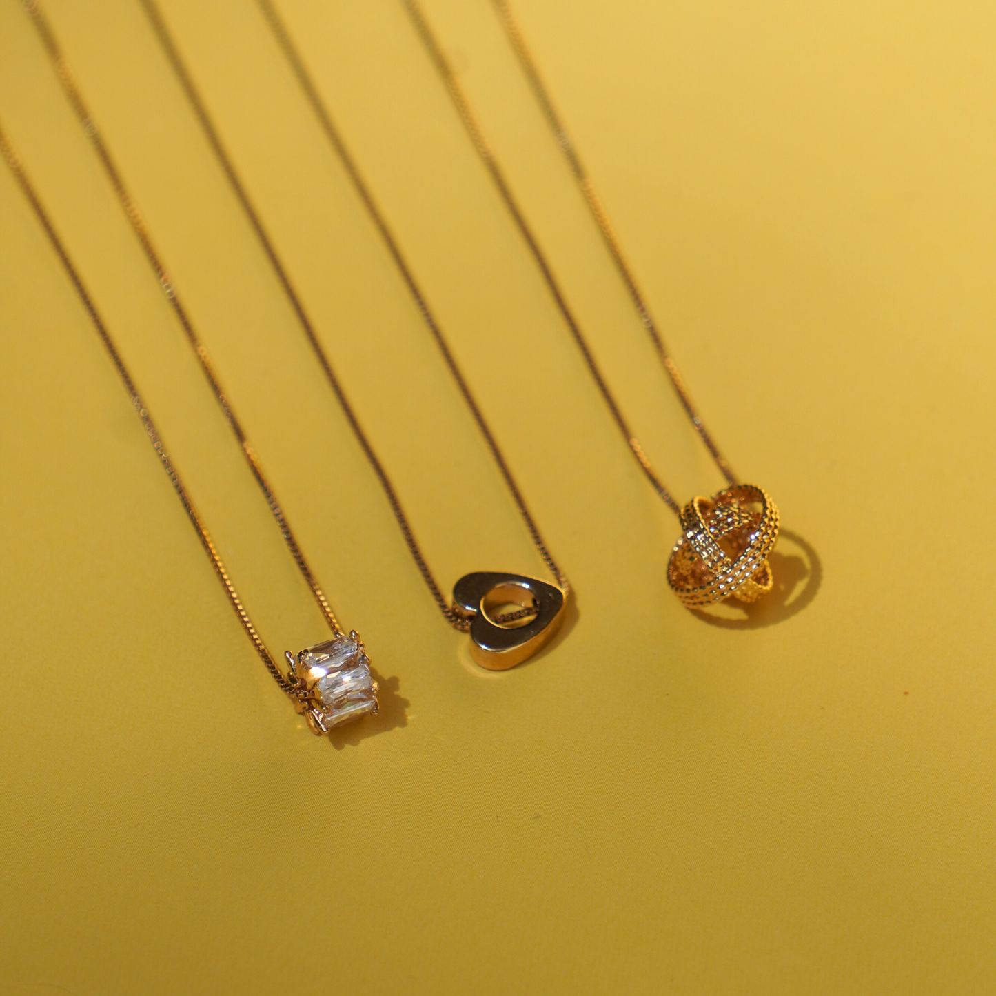 STB, HEART OF BLOSSOM NECKLACE