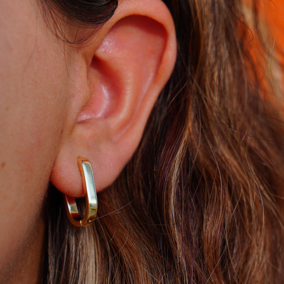 STB EARRING,  AURORA LARGE HUGGIE